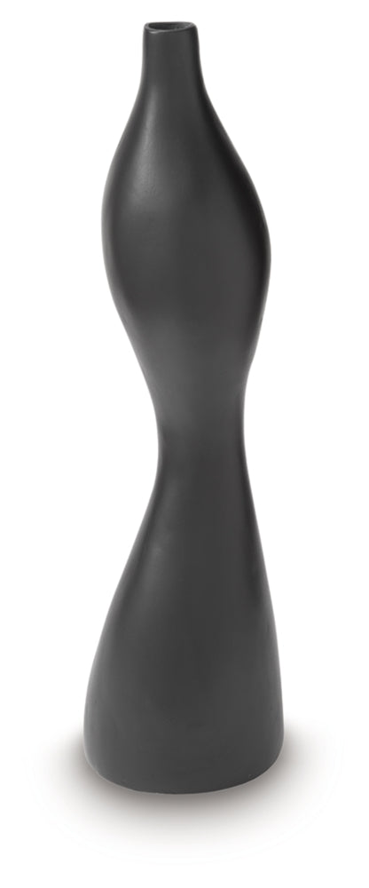 Judsen Vase