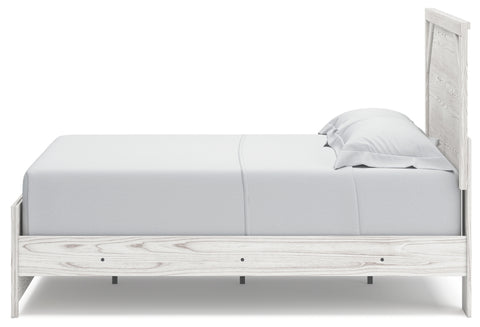 Gerridan Queen Panel Bed with Mirrored Dresser and Nightstand