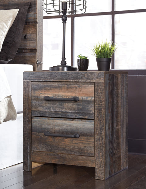 Drystan King Panel Bed with 2 Storage Drawers with Mirrored Dresser, Chest and Nightstand