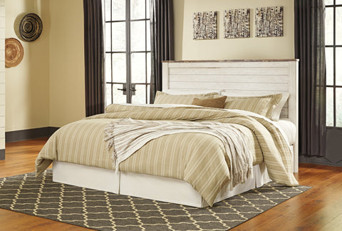 Willowton King/California King Panel Headboard Bed with Mirrored Dresser