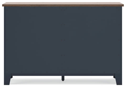 Landocken Dresser