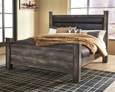 Wynnlow King Poster Bed with Mirrored Dresser, Chest and Nightstand