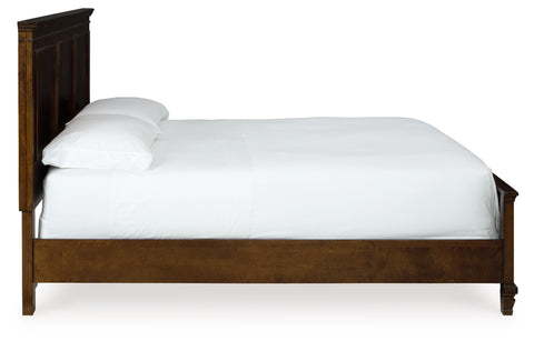 Danabrin King Panel Bed with Mirrored Dresser and Nightstand