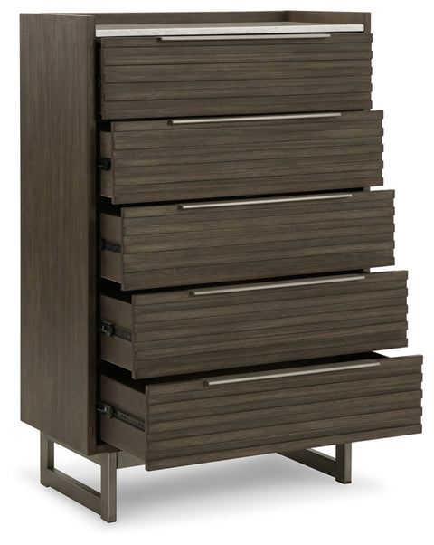 Arkenton California King Panel Bed with Mirrored Dresser and Chest