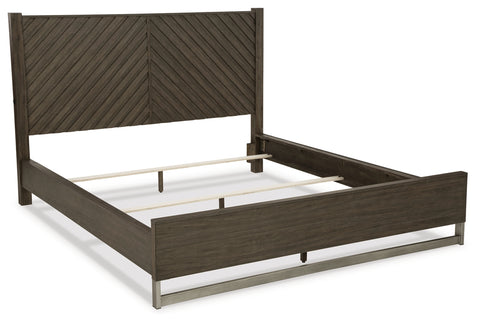 Arkenton California King Panel Bed with Mirrored Dresser and Chest
