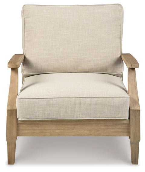 Clare View 2 Outdoor Lounge Chairs with 2 End Tables