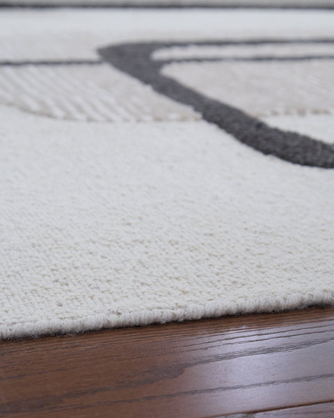 Davismour Large Rug