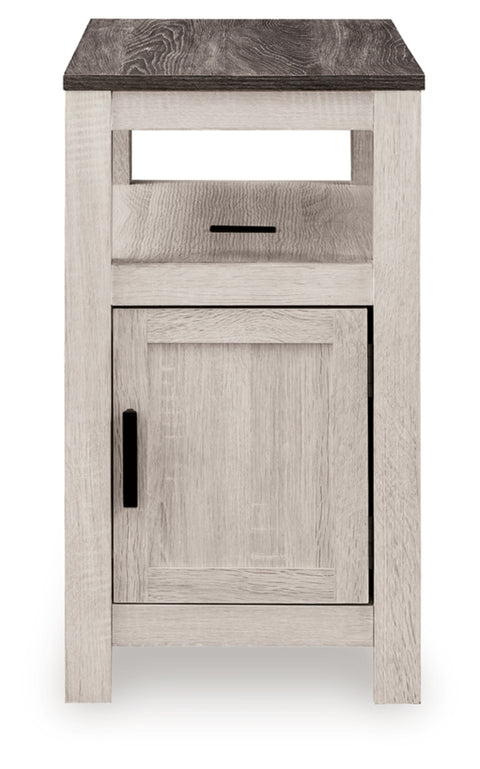 Fendenmore Chair Side End Table